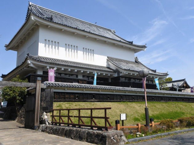Shōryūji-jo Castle Park, Nagaokakyo, Japan